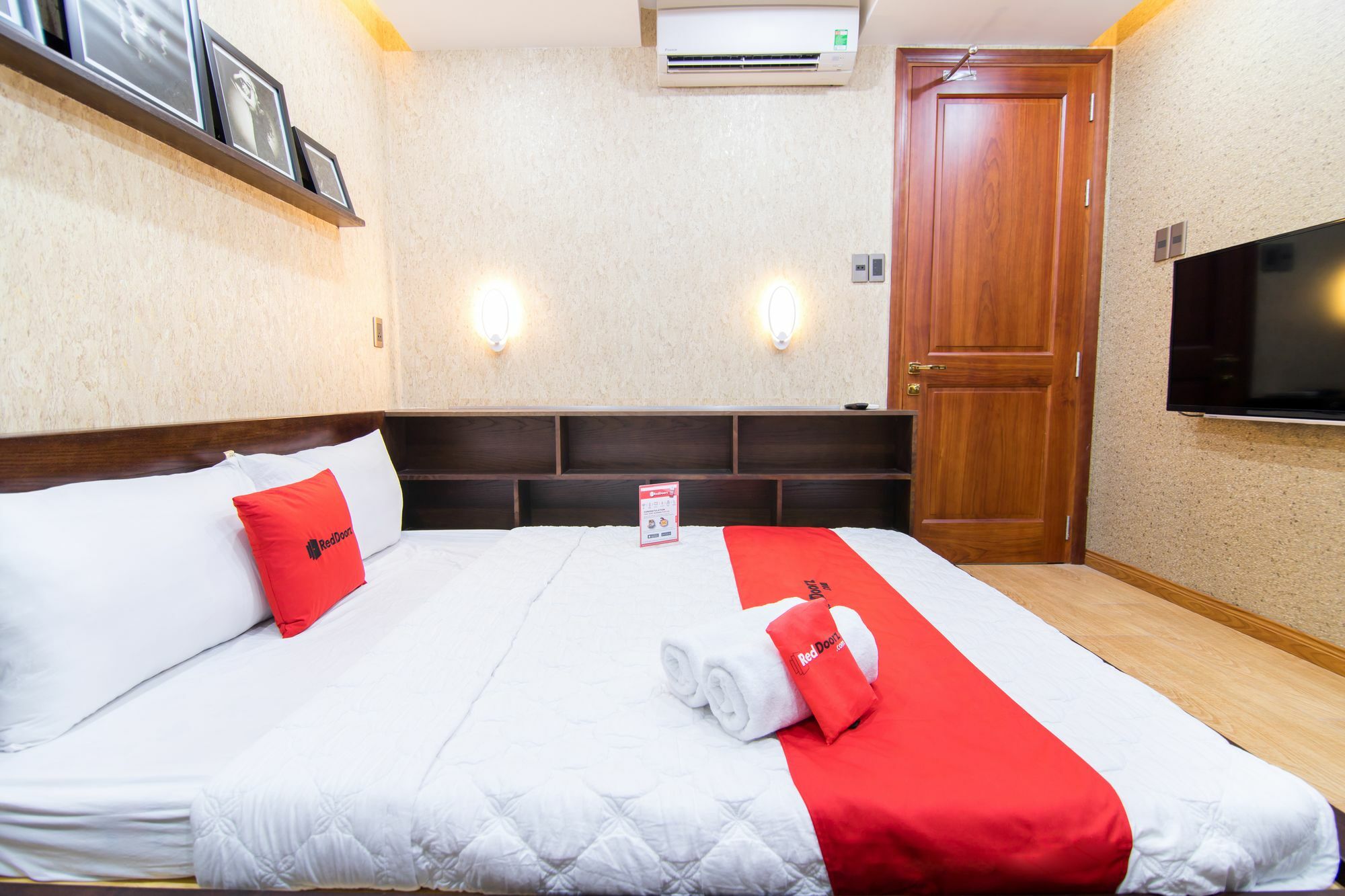 Reddoorz Plus @ Nguyen Trai Street Ho Chi Minh City Exterior photo